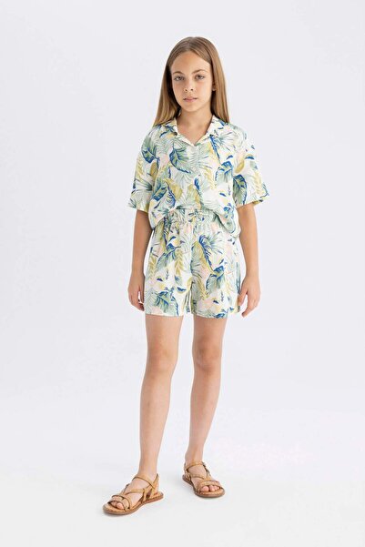 DeFacto طقم بيجامة ستاندرد فيت منقوش قطعة قميص بأكمام قصيرة وشورت للبنات C849...