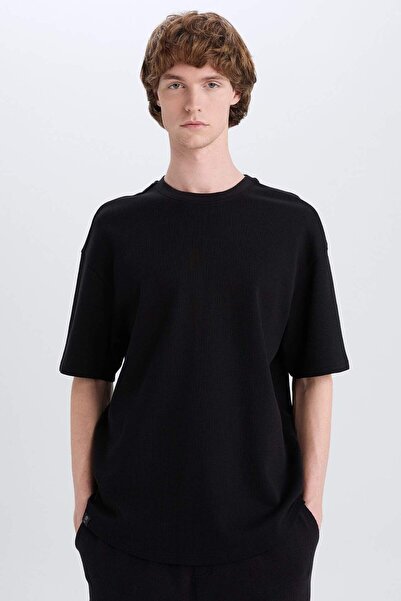 DeFacto Comfort Regular Fit Bequeme Passform Rundhalsausschnitt Kurzarm Basic...