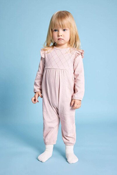 DeFacto Kız Bebek Yeni Doğan Krinkıl Kumaş Uzun Kollu Tulum B9483A524SP