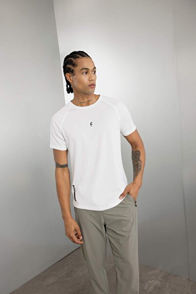 DeFacto Bedrucktes Slim-Fit-Sport-T-Shirt mit Rundhalsausschnitt – kurze Ärme...