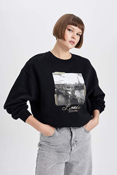 DeFacto Oversize Wide Fit Crew Neck Printed Thick Sweatshirt B6592Ax23Wn