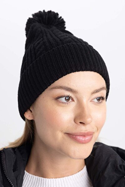 DeFacto Women's Pompom Knitwear Beanie A6332Ax23Wn