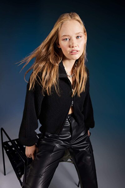 DeFacto Cardigan tricotaj cu fermoar cu gât polo slim A3333AX23CW