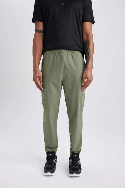 DeFacto Pantaloni de sport pentru joggeri, cu potrivire standard, buzunar car...