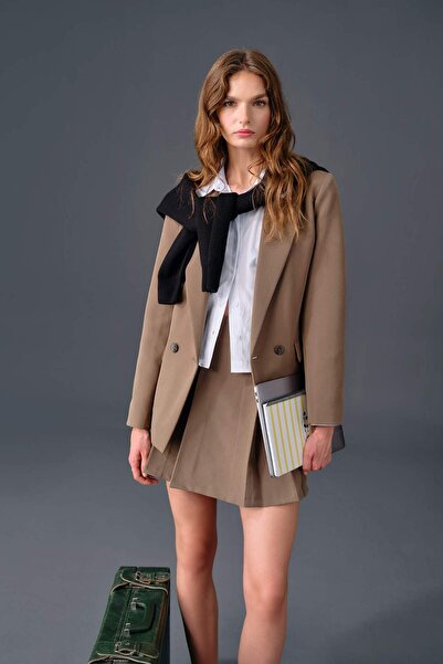 DeFacto Oversized Wide Fit Double-Breasted Collar Buttoned Blazer Jacket B035...