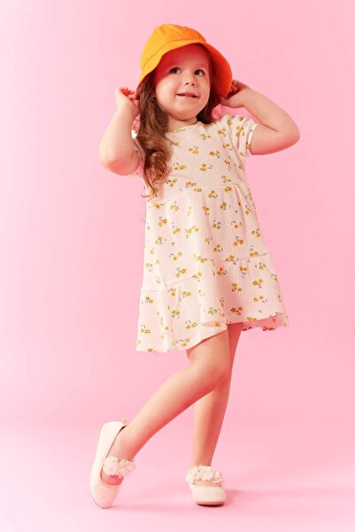 DeFacto فستان وافل بأكمام قصيرة مزين بالزهور للفتيات الصغيرات A8149A523SM