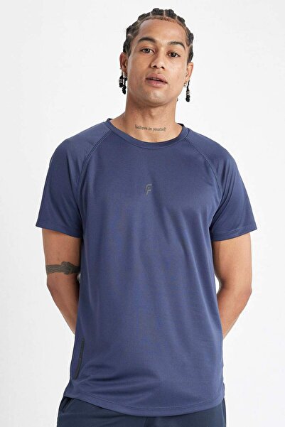 DeFacto Slim Fit Μπλουζάκι με στενή εφαρμογή και στάμπα με λαιμόκοψη ποδηλάτο...