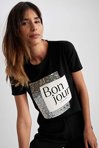 DeFacto Regular Fit Crew Neck Short Sleeve T-Shirt Z9070Az23Sm