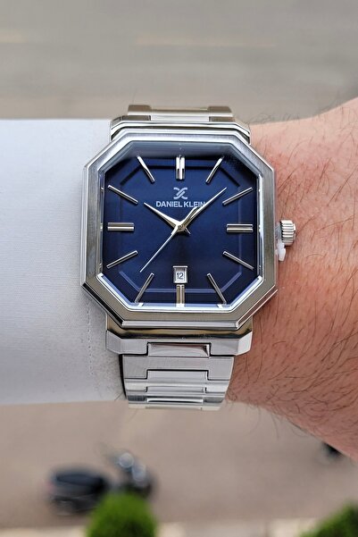 Daniel Klein Men's Wristwatch with Dark Blue Cord and Metallic Color