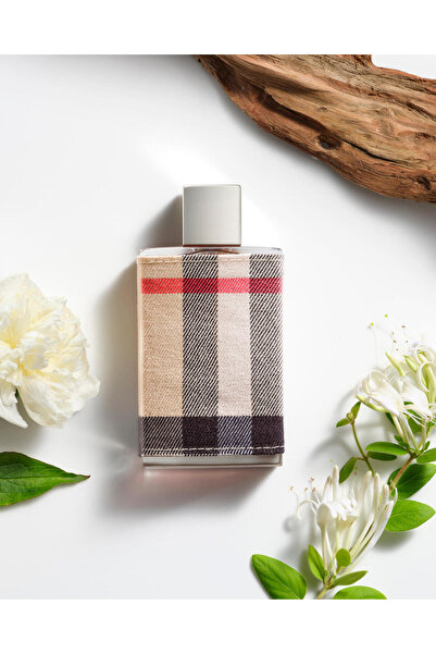 🌹 Burberry London Parfüm ile İhtişamı Yakalayın!
