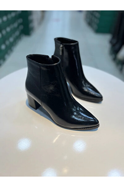 Alphus Cizme de zi cu zi pentru femei Serrace cu vârf ascuțit