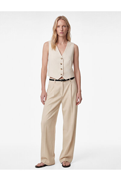 Koton Buttoned Viscose Blend Sleeveless V-Neck Vest