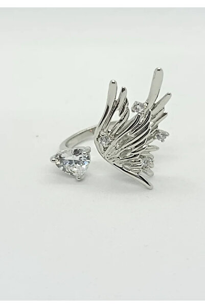 ndjewelry خاتم فضي بتفاصيل جناح الملاك مرصع بالأحجار الكريمة
