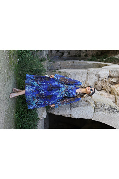 bytugcekaya Modré šifonové šaty s výstřihem do V - délka midi, mramorovaný vzor