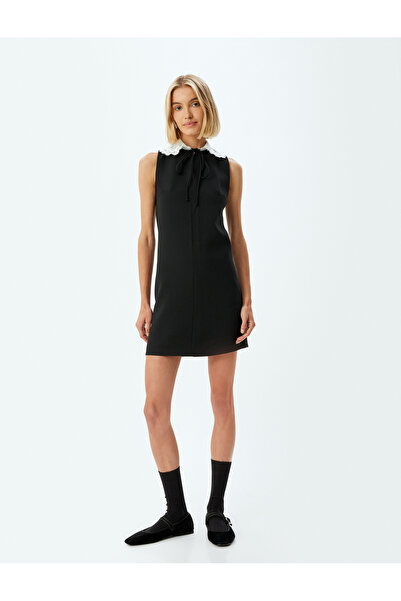 Koton Rochie mini pentru bebeluși, fără mâneci, cu decolteu din dantelă