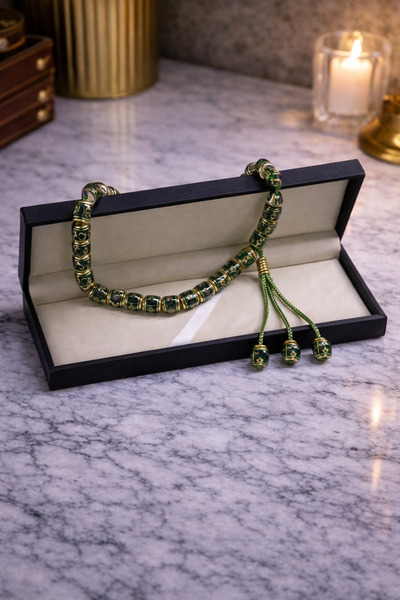 Generic سبحة فخمة باللون الأخضر الغامق مع علبة أنيقة – تصميم راقٍ للهدايا وال...