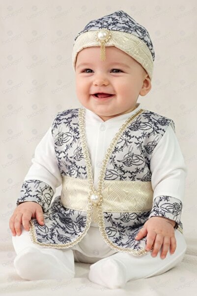 bebegen طقم مولود بحزام ذهبي منقوش باللون الأصفر والأزرق الداكن وطغراء للأطفا...