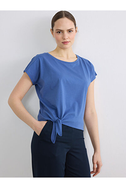 LC Waikiki Freezen Store'dan I Sıfır Roba Yaka Bağlama Detaylı Kadın Spor T-s...