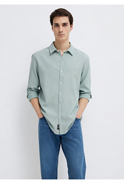 Mavi Slim Fit 100% Cotton Men's Shirt.