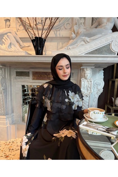 Merve Bayraktar Flower Dress with Cape