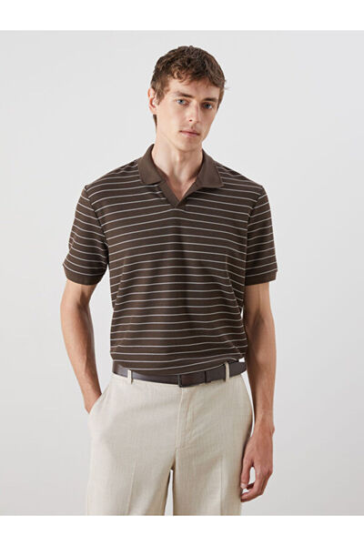 LC Waikiki تي شيرت رجالي مخطط بياقة روبا مطوية من UZG STORE