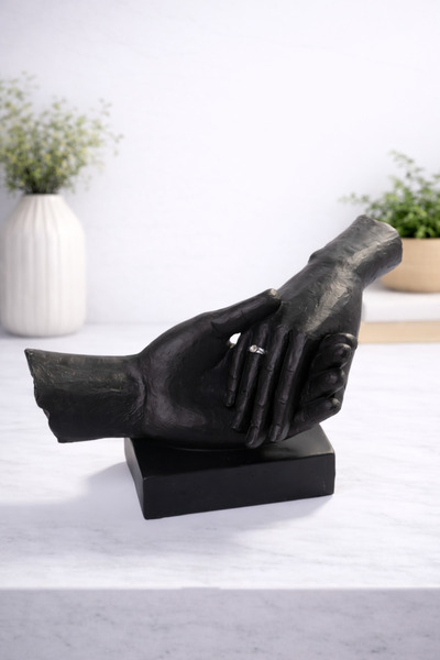 Malooki Decorative Statuette Joined Hands – Symbol of Love and Union