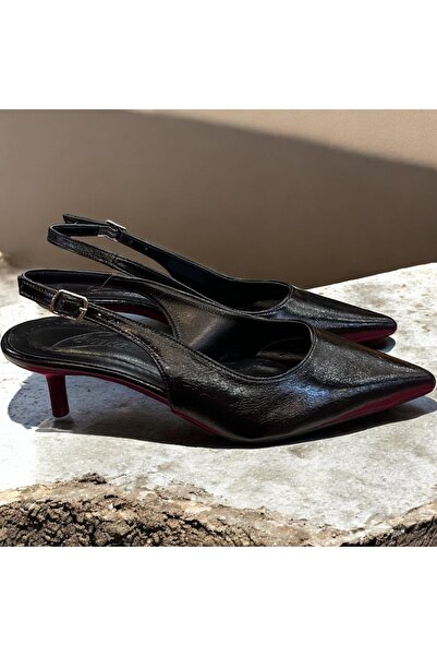 runa shoes كعب منخفض مفتوح من الخلف حذاء بكعب ستيليتو