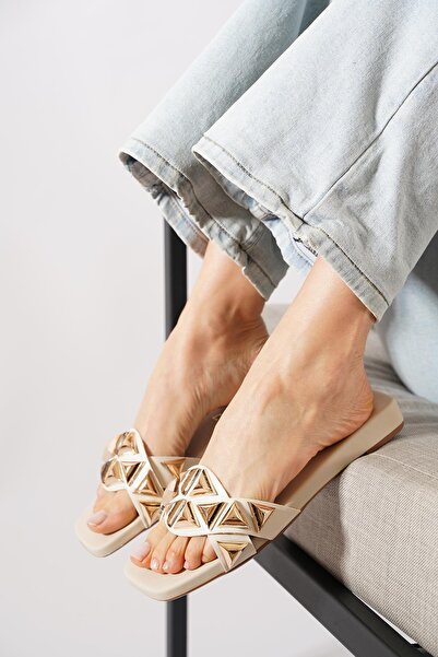 Moda Pie Soret talpă plată Pyramid Stone Femei papuci Bej