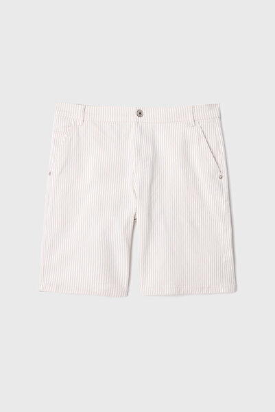 Mudo شورت تشينو مخطط بقصة مستقيمة