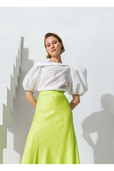 Generic white blouse