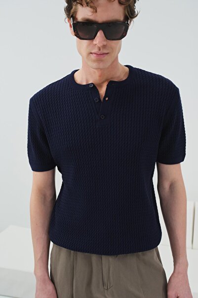 GIESTO texturat TRICOU TRICOUROU DIN TRICOTAJE ALBASTRU ÎNCHIS CU GULER ROTUND
