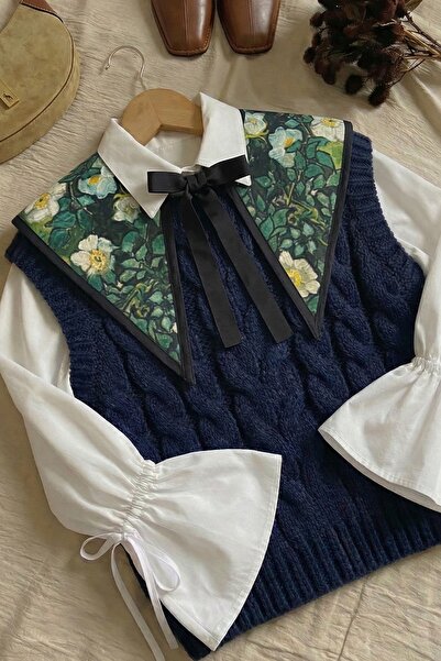 InStyle Patterned Dark Green Satin Collar