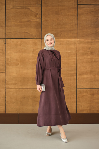 LOCCO Γυναικείο Φουλάρι Λεπτομέρεια γιακά Ριμπ Μοντάλ Φόρεμα Βουργουνδίας