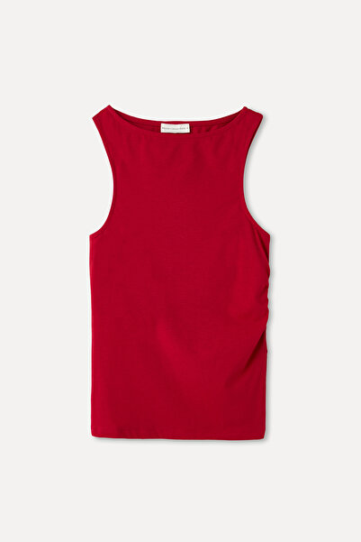 Mudo Fitted Crew Neck Sleeveless T-Shirt