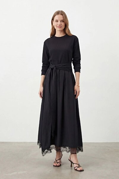 Loreen Belted Lace Pleated Dress-Black Black