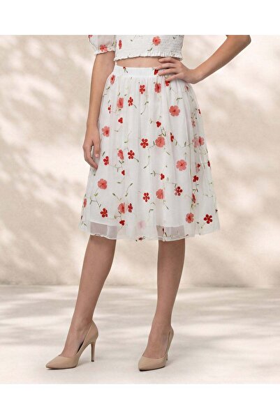 REDTAG تنورة مطبوعة بنقشة الوردة البيضاء للطالبات الكبيرات