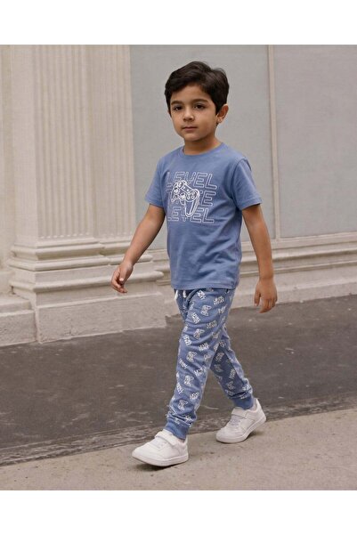 REDTAG طقم بيجاما للأولاد مكون من قطعتين باللون الأزرق مطبوع