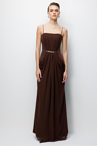 Nefeli Bel Aksesuar Detaylı Drapeli Maxi Boy Elbise KAHVE
