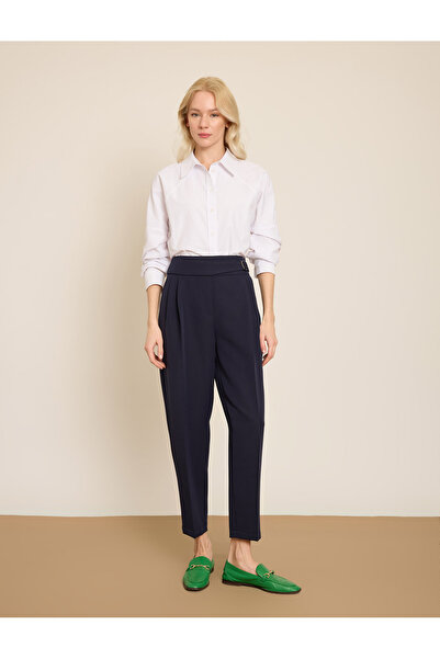 BGN workshop Metal Buckle Pairs of Pleated Carrot Cut Pants