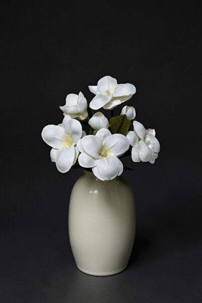 Luxe Floral Bouquet 7 Adet Yapay Islak Lüx Lateks Manolya Demeti Beyaz