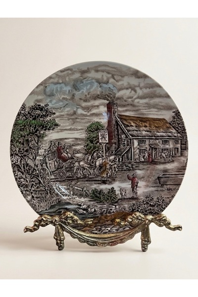 WOOD Classic British "The Red Lion" Pastoral Landscape Wall Plate with Inn an...