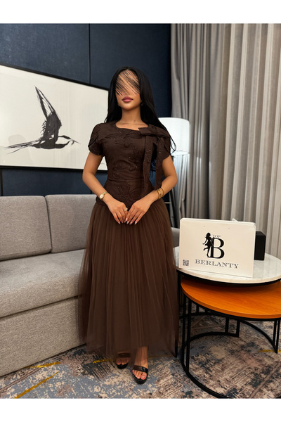 TOP BERLANTY فستان "توليب" الراقي – تصميم القطعة الواحدة بمظهر التنورة والبلوزة