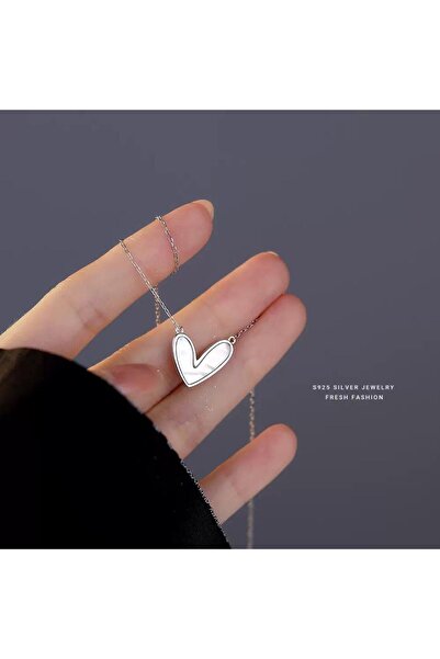 Generic قلادة حنين