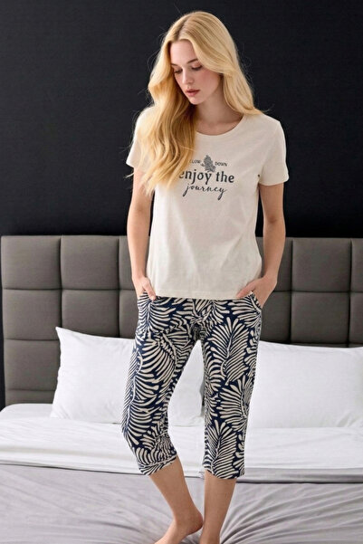 vory Women's Enjoy the Journey Printed Capri Pajama Set - Leaf Patterned Set ...