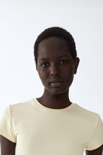 H&M Bedene Oturan Mikrofiber Tişört