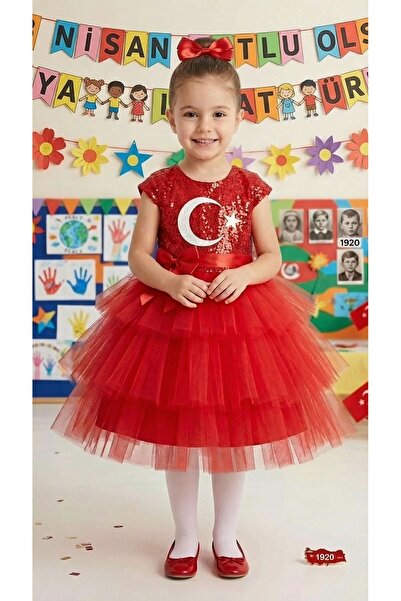 Mixie 23. april ... 29. oktobar... devojčina Til deo haljine za predstavu