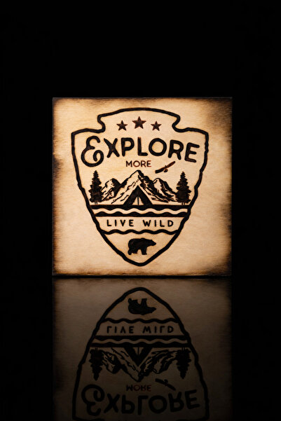 Explore More Live Wild Ahşap Yakma Tablo – El Yapımı Doğa Temalı Dekoratif Ahşap Tablo 18x18 cm