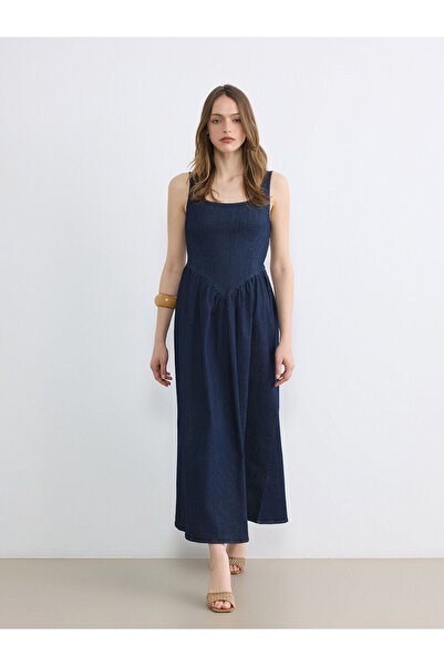 LC Waikiki Özmarka Νέα Σεζόν Φόρεμα με λαιμόκοψη U Με σούρες Με εφαρμογή στη ...