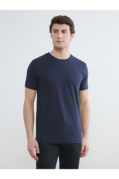 LC Waikiki Nevavm Oval Collar Combed Cotton Men's T-Shirt with a Difference