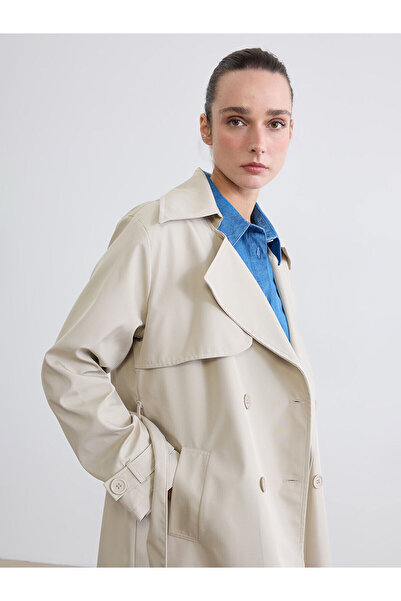 LC Waikiki Özmarka Νέα Σεζόν διπλό πέτο Γυναικεία καμπαρντίνα με γιακά και ζώνη